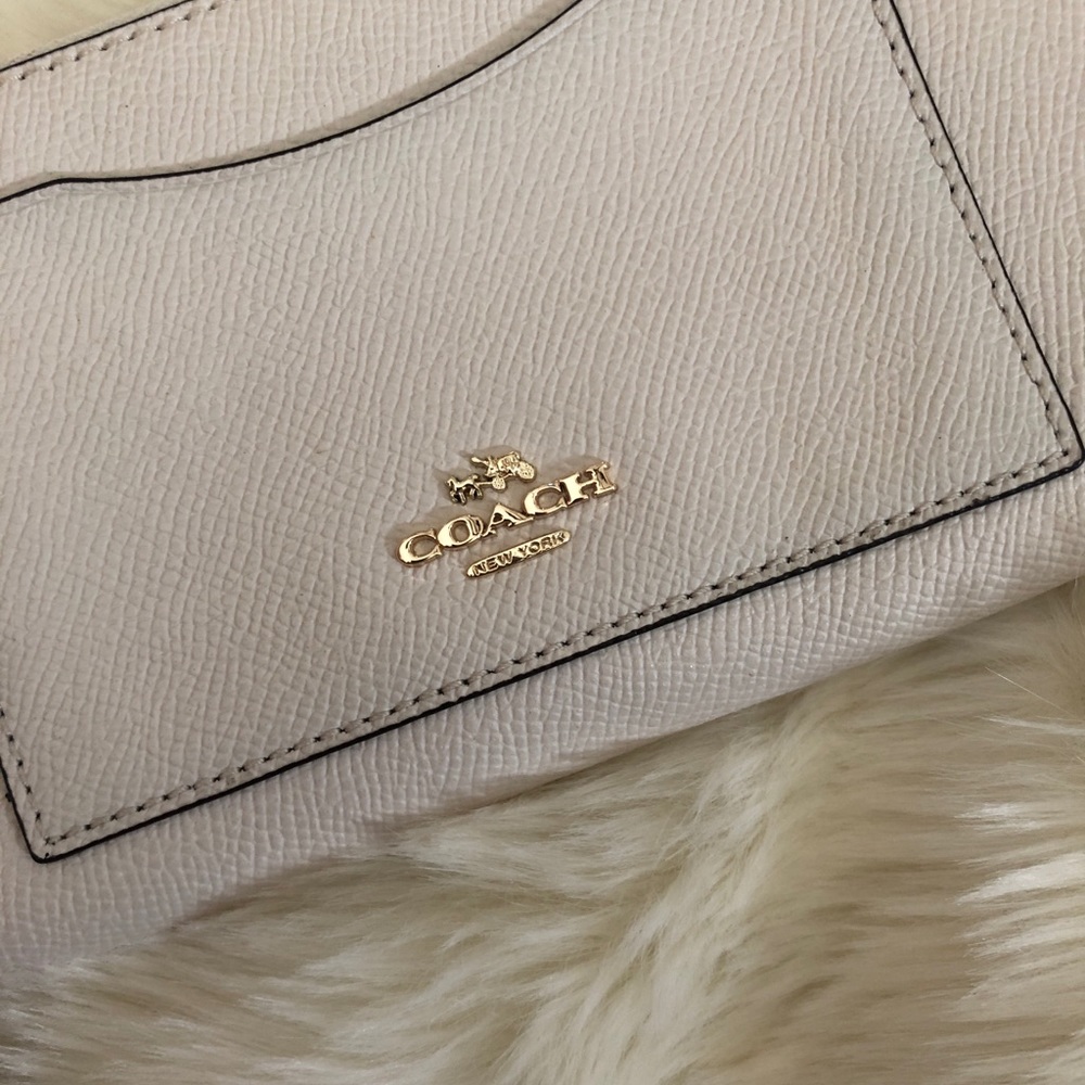 Wallet - Picture 2 of 8